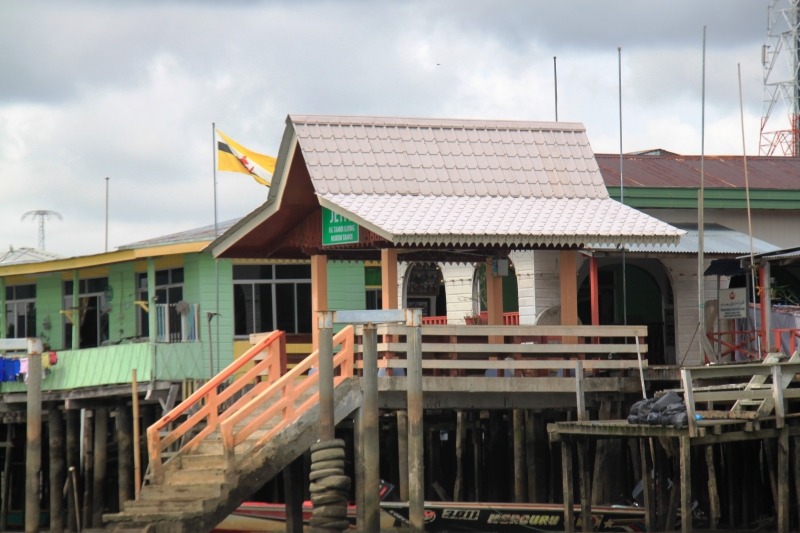 Brunei (98)