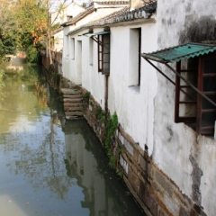 China (33)